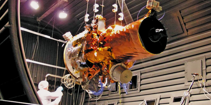 МКА TacSat-2 на заводе МКА TacSat-2 на заводе